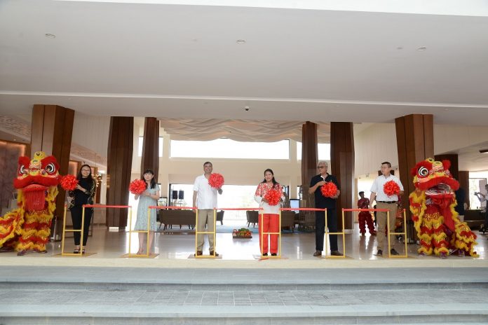 The Westin Desaru Coast Resort Opening_2nd April. From left to Sandy Qiao, Sho Hwee, Vikram Mujumdar, Roslina Arbak, Mark Muhinder Singh, Bryan Foong